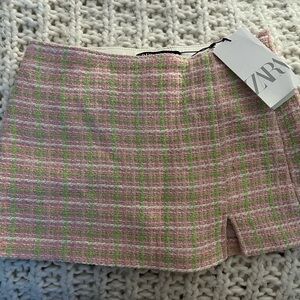 Zara Women's Pink and Green Checkered Skort